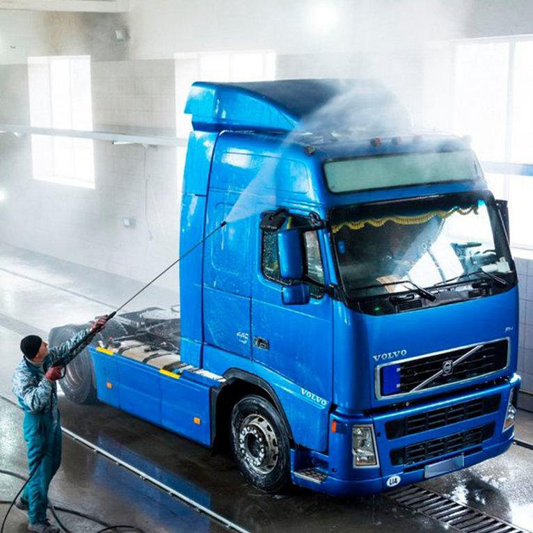 Avtomojka-gruzovogo-transporta